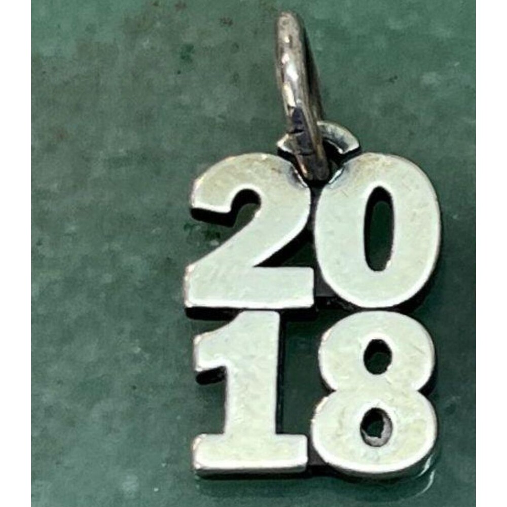 Retired JAMES AVERY 925 Sterling Silver 2018 Year Drop Dangle 3/4" Charm 1.3g